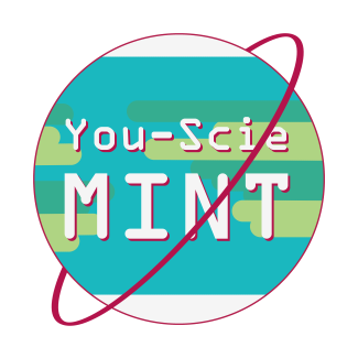 Das Logo zeigt den weißen Schriftzug des Projekts You-Scie-MINT auf einem an die Erde erinnernden blau-grünen Kreis, der von einer Art Umlaufbahn umgeben ist.