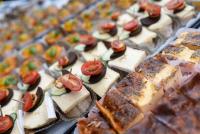 Quiche und Canapées am Buffet